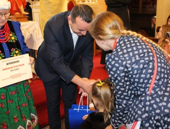 Wręczenie  nagród - 30. Jubileuszowy Konkurs na Tradycyjna Palme Wielkanocną - zdjęcie7