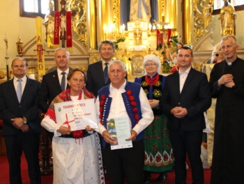 Wręczenie  nagród - 30. Jubileuszowy Konkurs na Tradycyjna Palme Wielkanocną - zdjęcie4